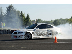 Lectie de drifting in Bucuresti