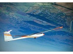 Experienta de inalta acrobatie pe planor -voucher cadou experienta in Iasi