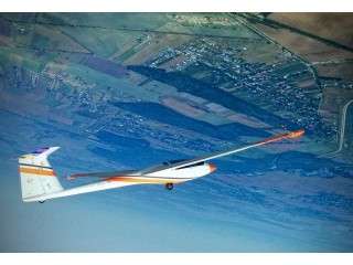 Experienta de inalta acrobatie pe planor -voucher cadou experienta in Iasi