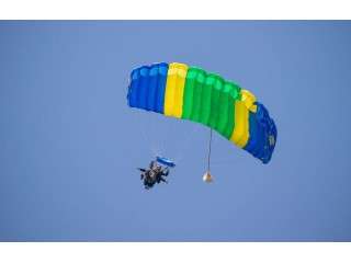 Skydiving salt cu parasuta in Iasi