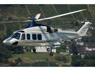 Heli tur de lux la Castelul Bran si Survolarea Castelului Peles pentru 8