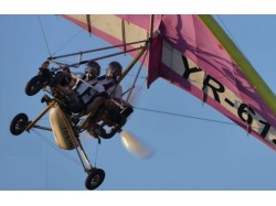 Zbor cu motodeltaplanul pentru cupluri in tandem in Timisoara