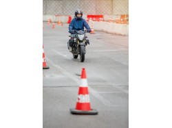 Curs pentru obtinerea permisului de conducere cat. A2 la 18 ani