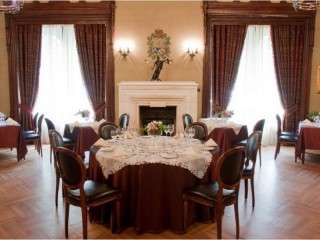 Cina romantica si limuzina in Cluj