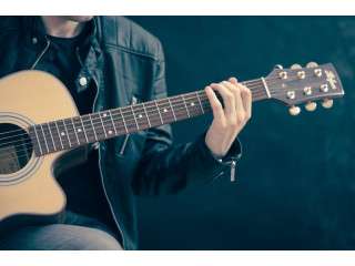 Lectie privata de chitara in Bucuresti