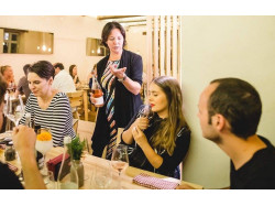 Wine Pairing pentru cupluri la Sibiu cu 5 feluri de mancare si vin