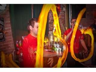 Cocktail preparation lesson in Bucharest for 2 