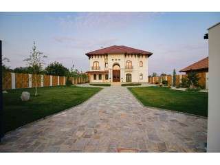 Relaxare la conac si in hamac... la inaltime